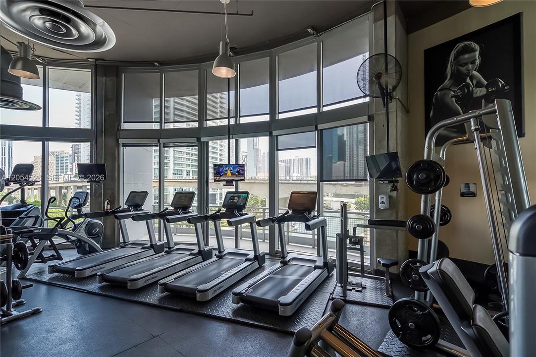 For Rent: $3,200 (1 beds, 1 baths, 795 Square Feet)