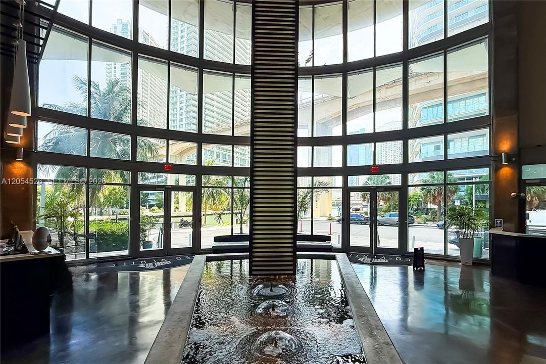 For Rent: $3,200 (1 beds, 1 baths, 795 Square Feet)