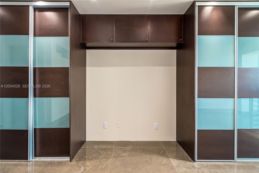 For Rent: $3,200 (1 beds, 1 baths, 795 Square Feet)