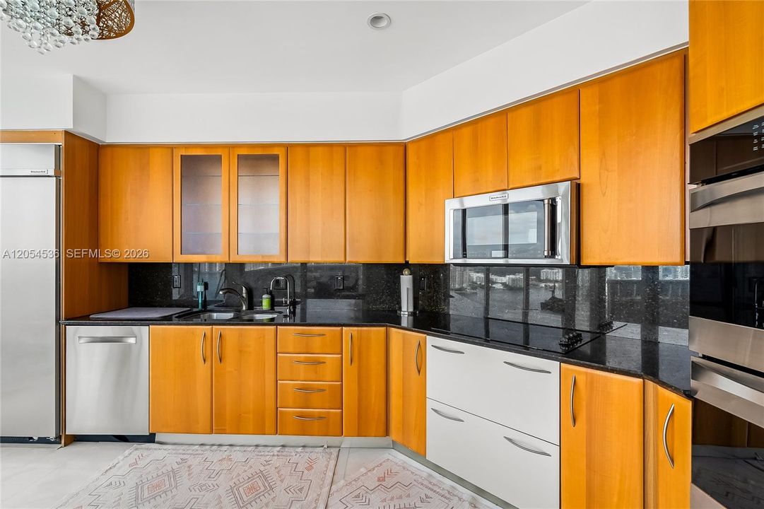 В аренду: $14,000 (3 спален, 3 ванн, 2650 Квадратных фут)