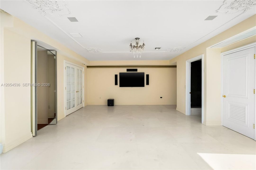 В аренду: $14,000 (3 спален, 3 ванн, 2650 Квадратных фут)