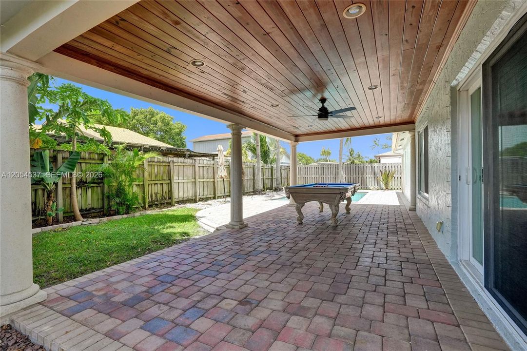 En Venta: $599,999 (3 camas, 2 baños, 1373 Pies cuadrados)