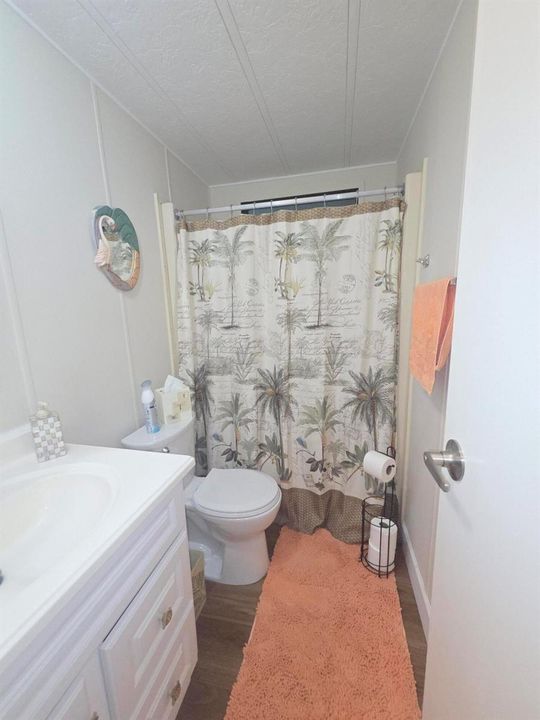 guest bath1