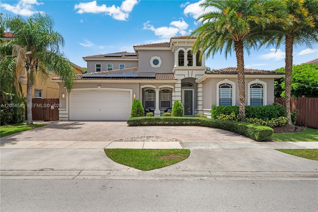 For Sale: $795,000 (4 beds, 2 baths, 2670 Square Feet)