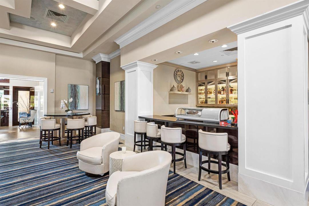 Lounge Bar