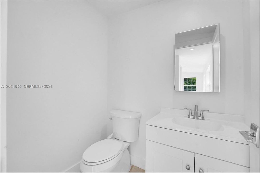 На продажу: $485,000 (4 спален, 2 ванн, 1248 Квадратных фут)