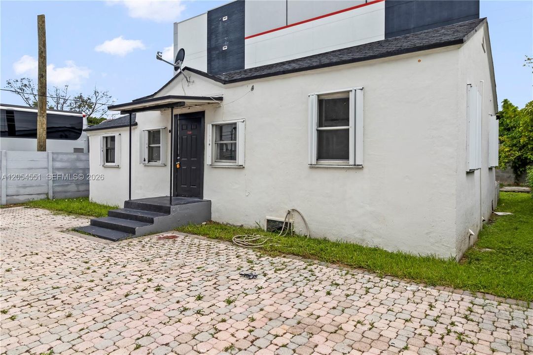 For Sale: $770,000 (0 beds, 0 baths, 1818 Square Feet)