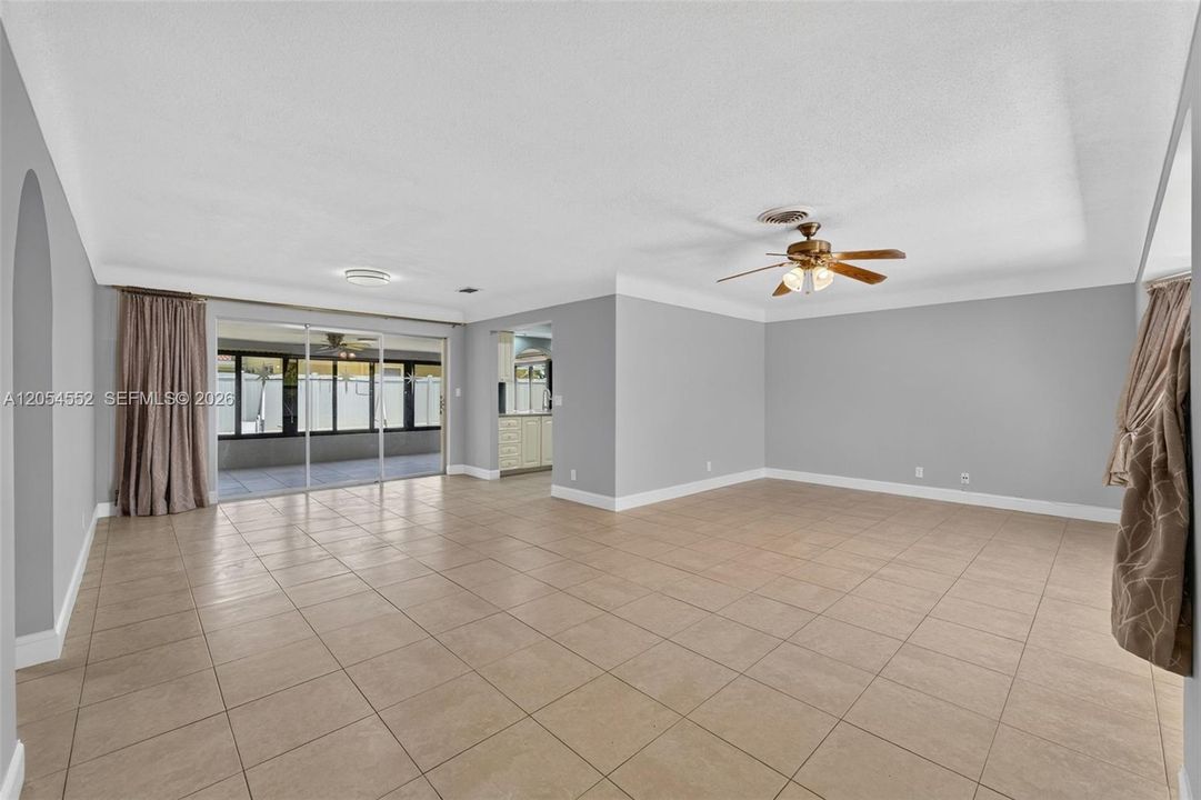 En Venta: $679,000 (2 camas, 2 baños, 1773 Pies cuadrados)