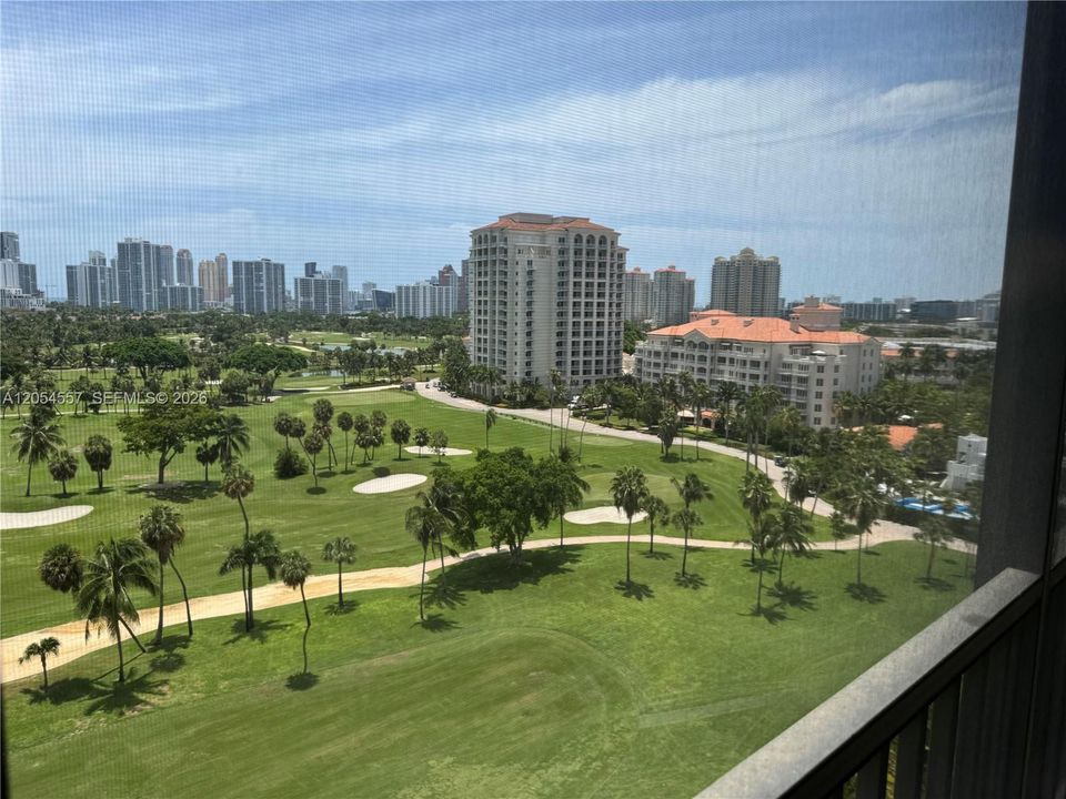 En Venta: $325,000 (2 camas, 2 baños, 1313 Pies cuadrados)