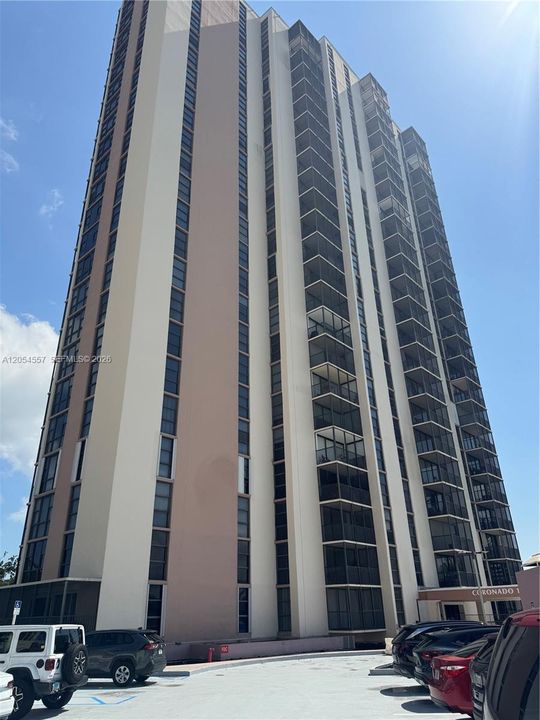 En Venta: $325,000 (2 camas, 2 baños, 1313 Pies cuadrados)