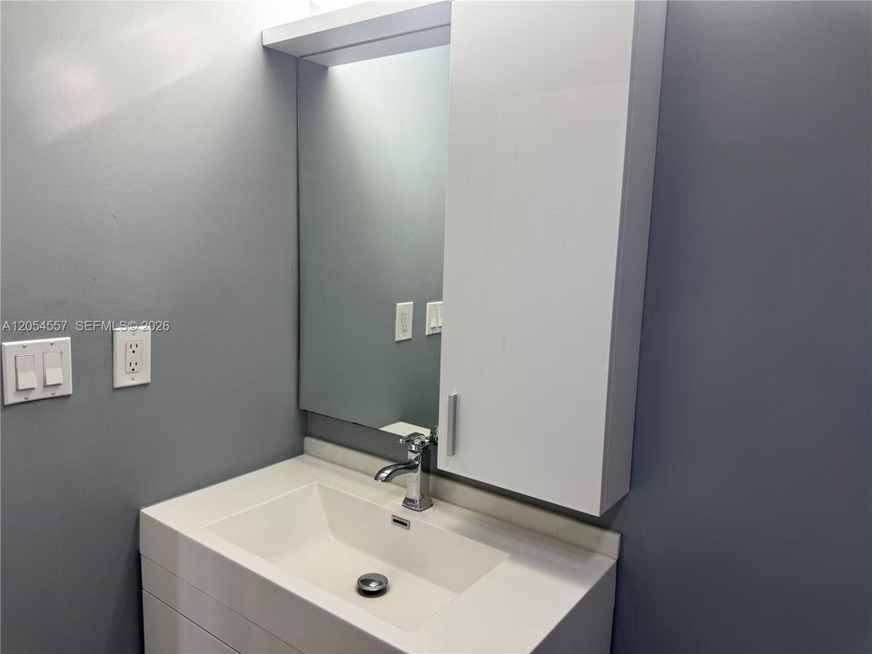 En Venta: $325,000 (2 camas, 2 baños, 1313 Pies cuadrados)