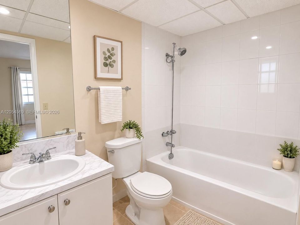 For Rent: $2,250 (2 beds, 2 baths, 1140 Square Feet)