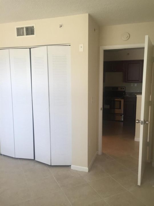 7912 Sonoma 107 070