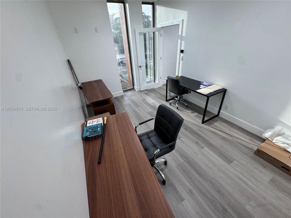 В аренду: $1,999 (0 спален, 0 ванн, 0 Квадратных фут)