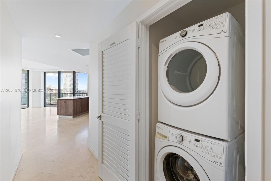 En Renta: $8,250 (3 camas, 3 baños, 1645 Pies cuadrados)