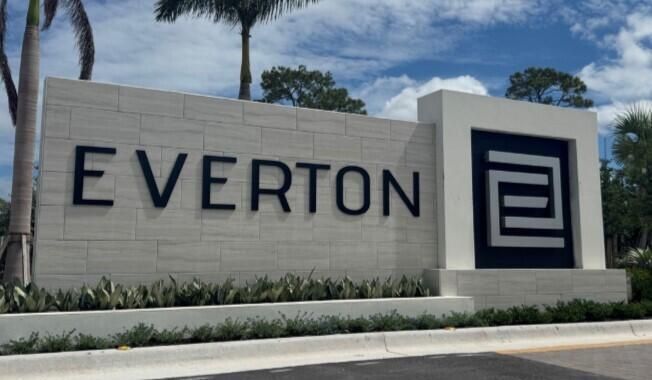 EVERTON MONUMENT