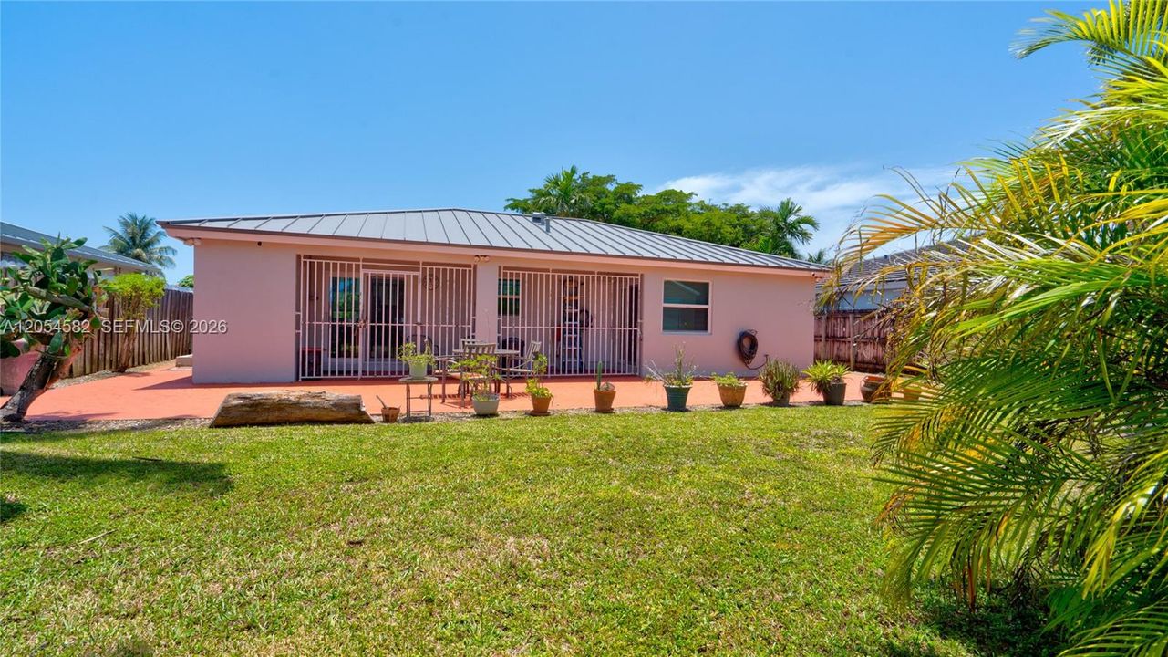 En Venta: $530,000 (3 camas, 2 baños, 1264 Pies cuadrados)