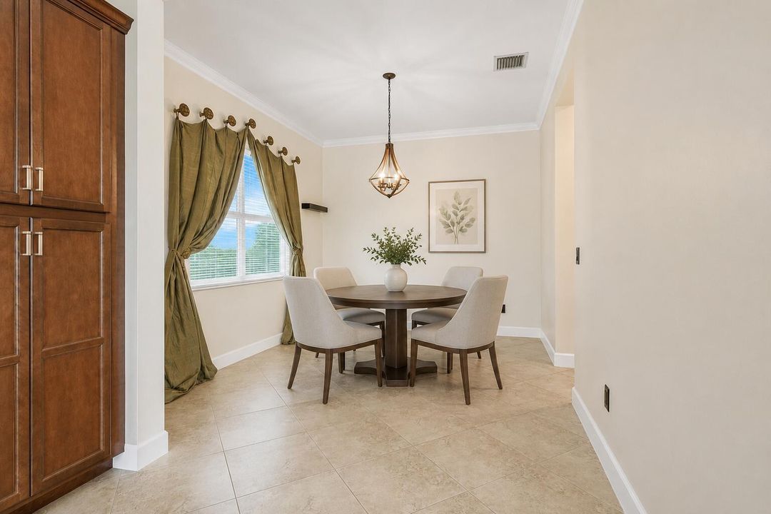 15938 Dining Room