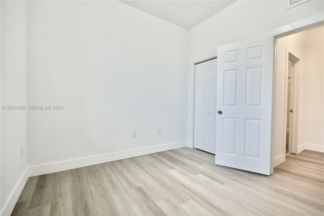 В аренду: $2,750 (3 спален, 2 ванн, 1256 Квадратных фут)