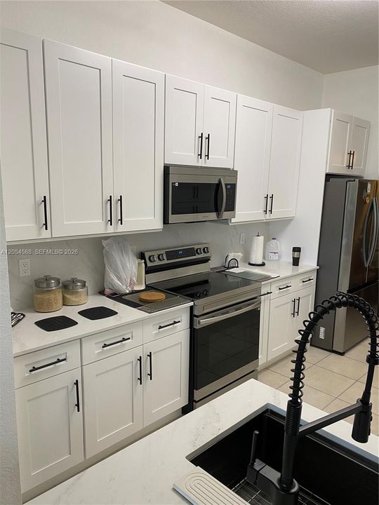 For Sale: $449,000 (3 beds, 2 baths, 1854 Square Feet)