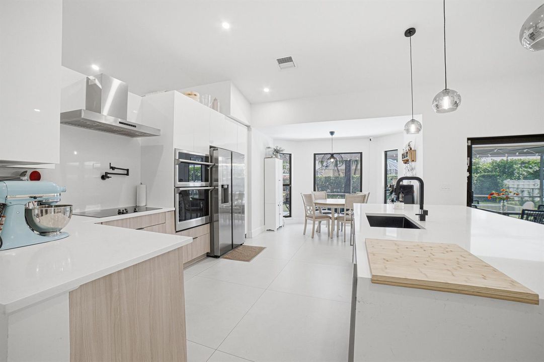 Kitchen-B (1)