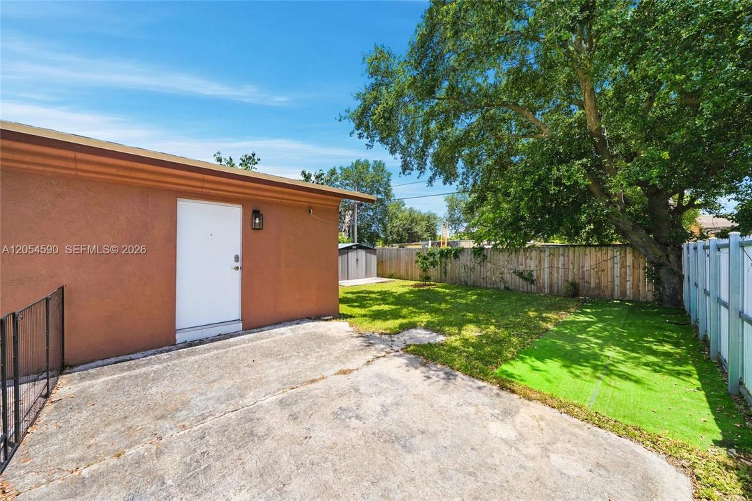 En Venta: $470,000 (3 camas, 2 baños, 1222 Pies cuadrados)