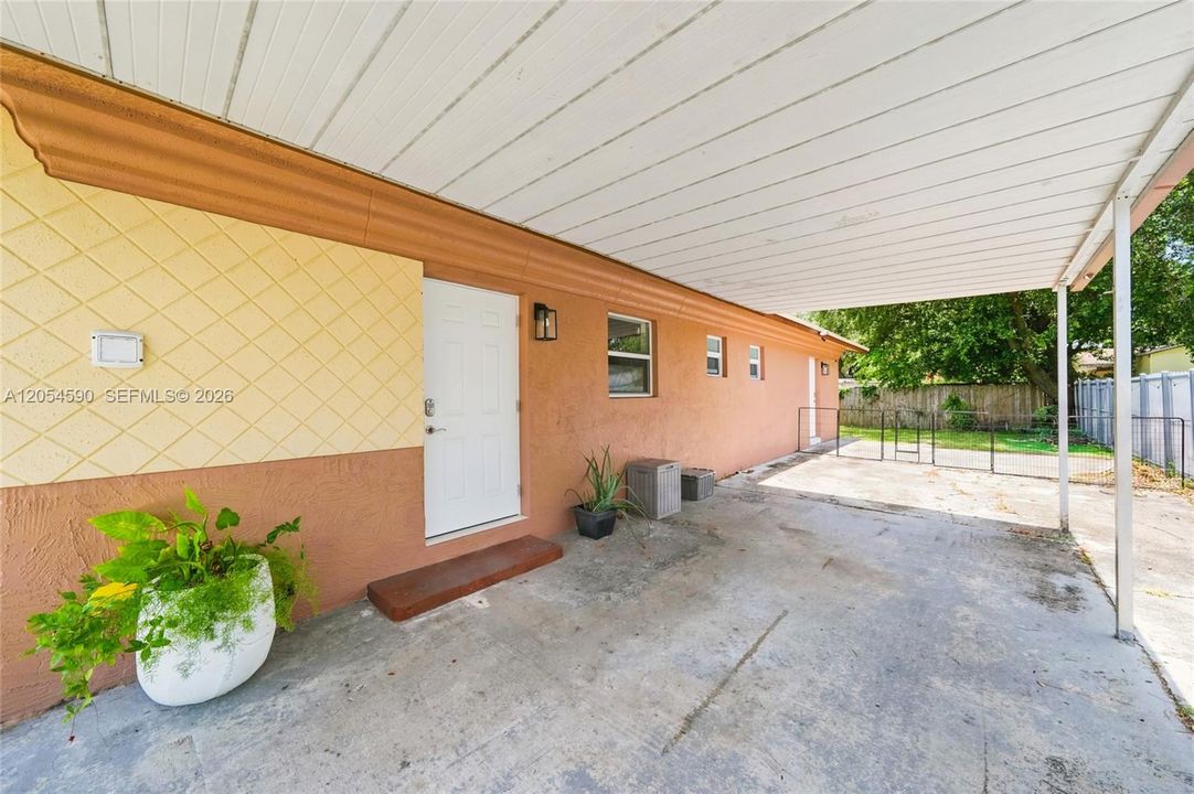En Venta: $470,000 (3 camas, 2 baños, 1222 Pies cuadrados)