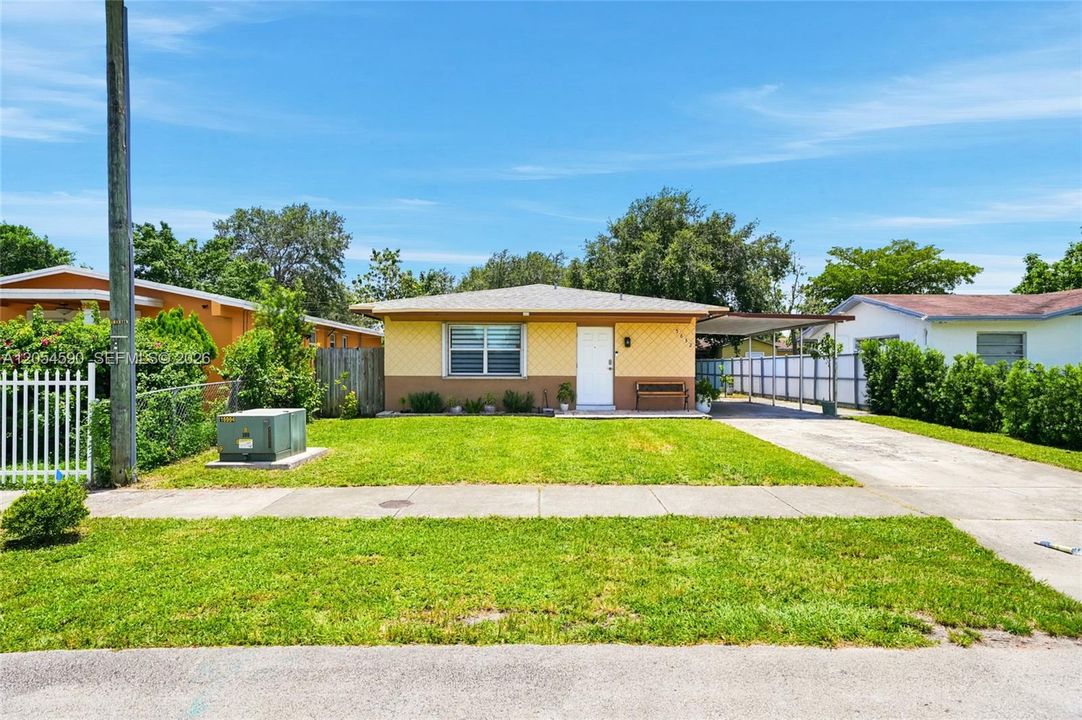 En Venta: $470,000 (3 camas, 2 baños, 1222 Pies cuadrados)