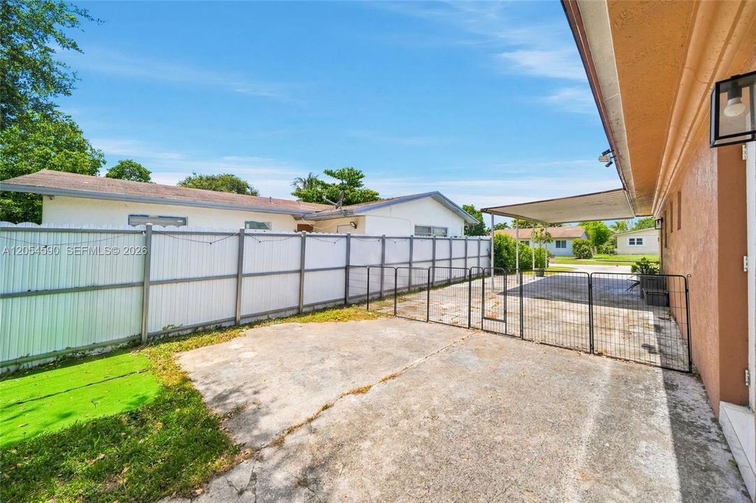 En Venta: $470,000 (3 camas, 2 baños, 1222 Pies cuadrados)
