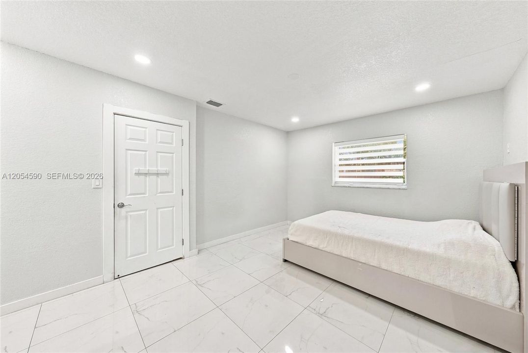 En Venta: $470,000 (3 camas, 2 baños, 1222 Pies cuadrados)