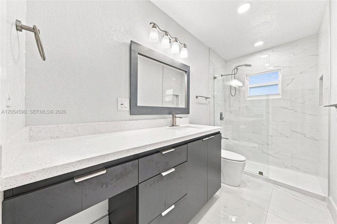 En Venta: $470,000 (3 camas, 2 baños, 1222 Pies cuadrados)