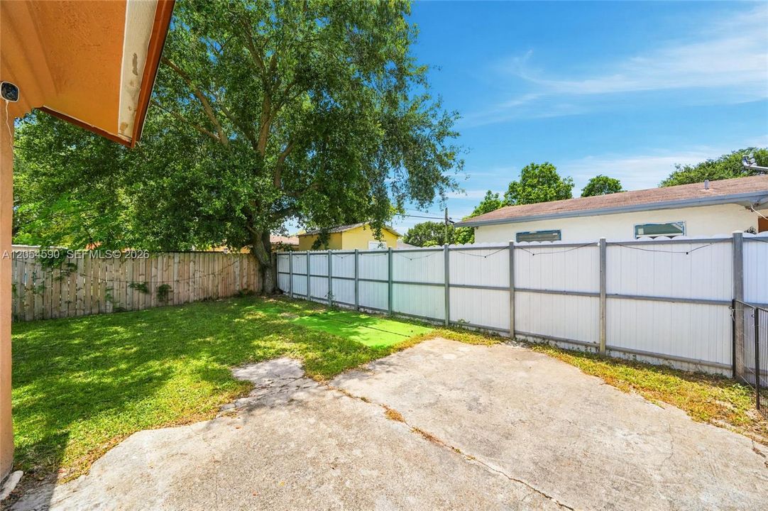 En Venta: $470,000 (3 camas, 2 baños, 1222 Pies cuadrados)