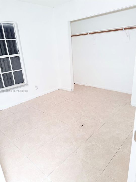 For Sale: $395,000 (4 beds, 2 baths, 1327 Square Feet)
