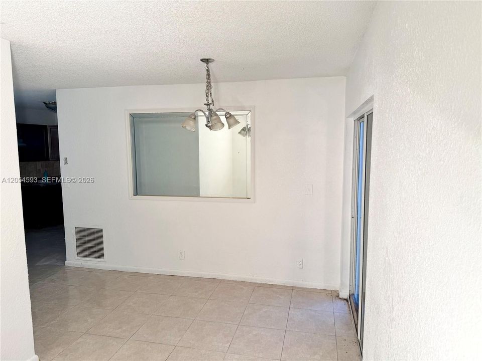 For Sale: $395,000 (4 beds, 2 baths, 1327 Square Feet)