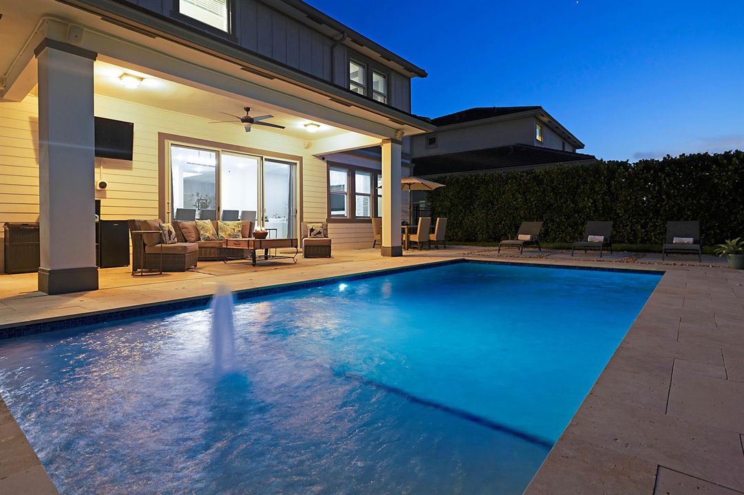 5 Bedroom Chelsea Pool Home