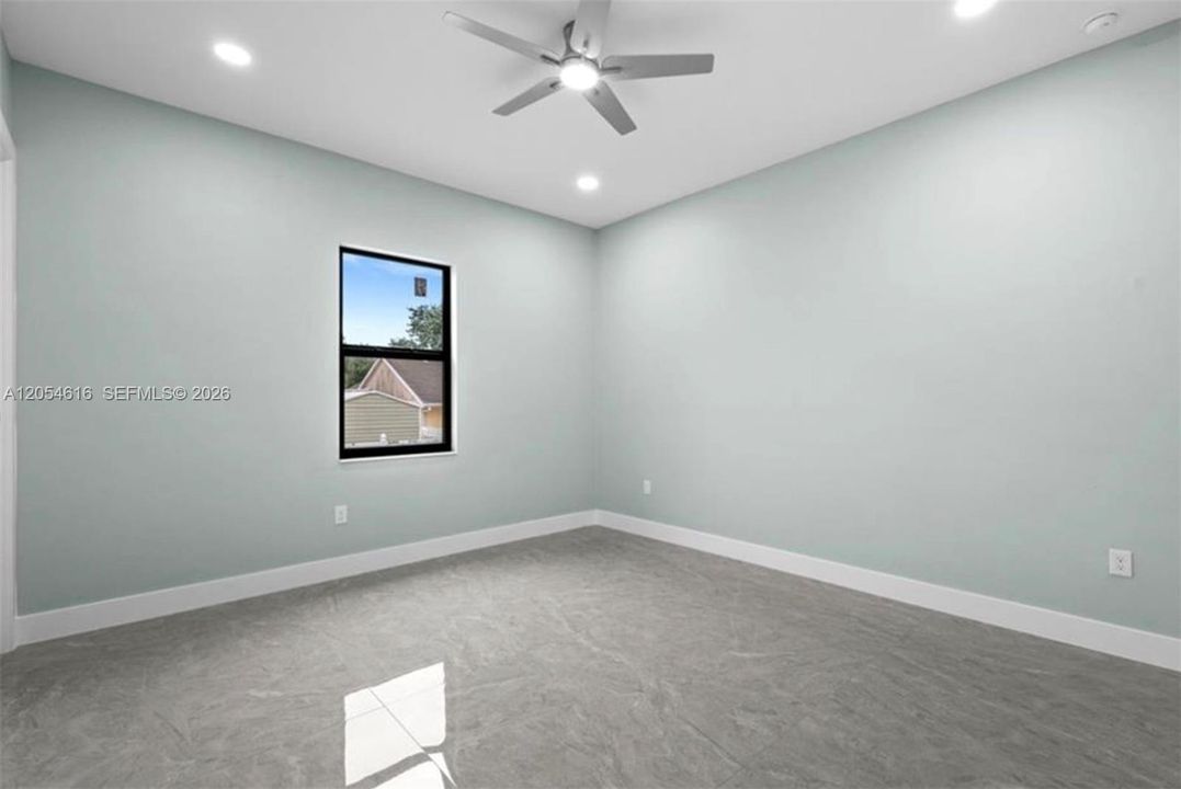 En Venta: $359,900 (3 camas, 2 baños, 0 Pies cuadrados)