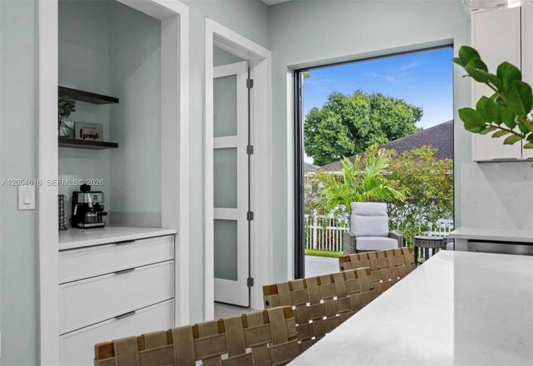 En Venta: $359,900 (3 camas, 2 baños, 0 Pies cuadrados)