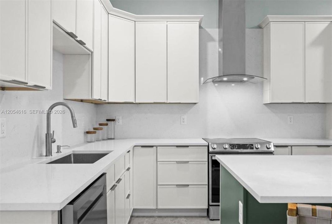 En Venta: $359,900 (3 camas, 2 baños, 0 Pies cuadrados)