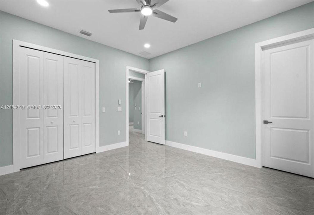 En Venta: $359,900 (3 camas, 2 baños, 0 Pies cuadrados)