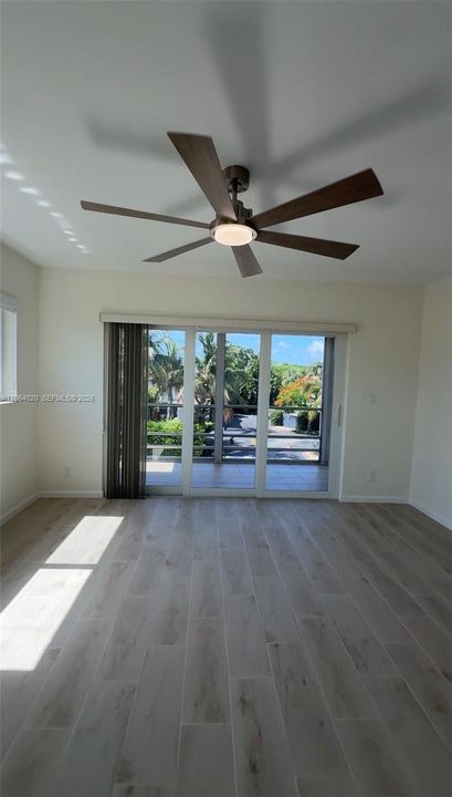 For Rent: $2,400 (2 beds, 2 baths, 970 Square Feet)