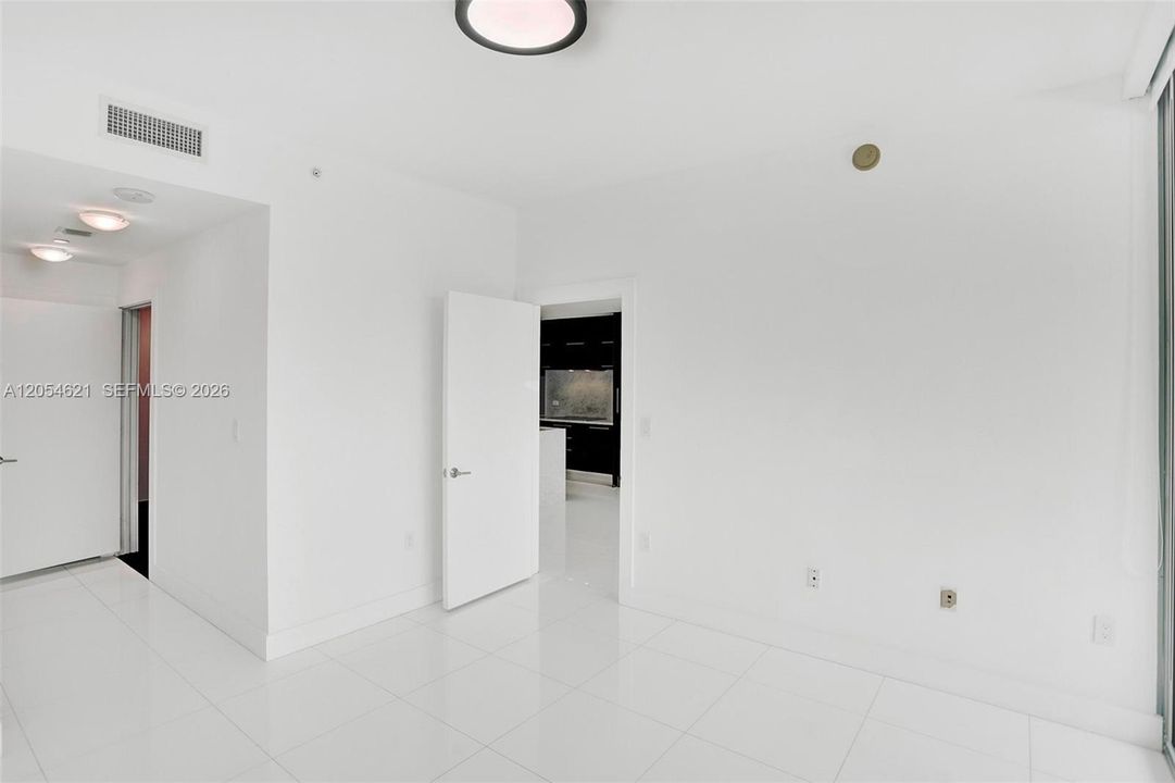 Large Bedroom