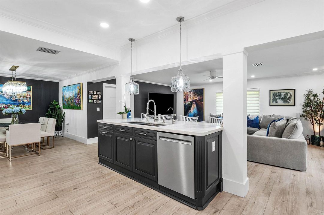 Open Kitchen