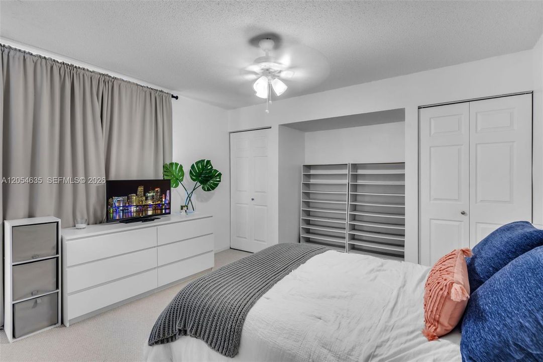 For Sale: $825,000 (4 beds, 2 baths, 2612 Square Feet)