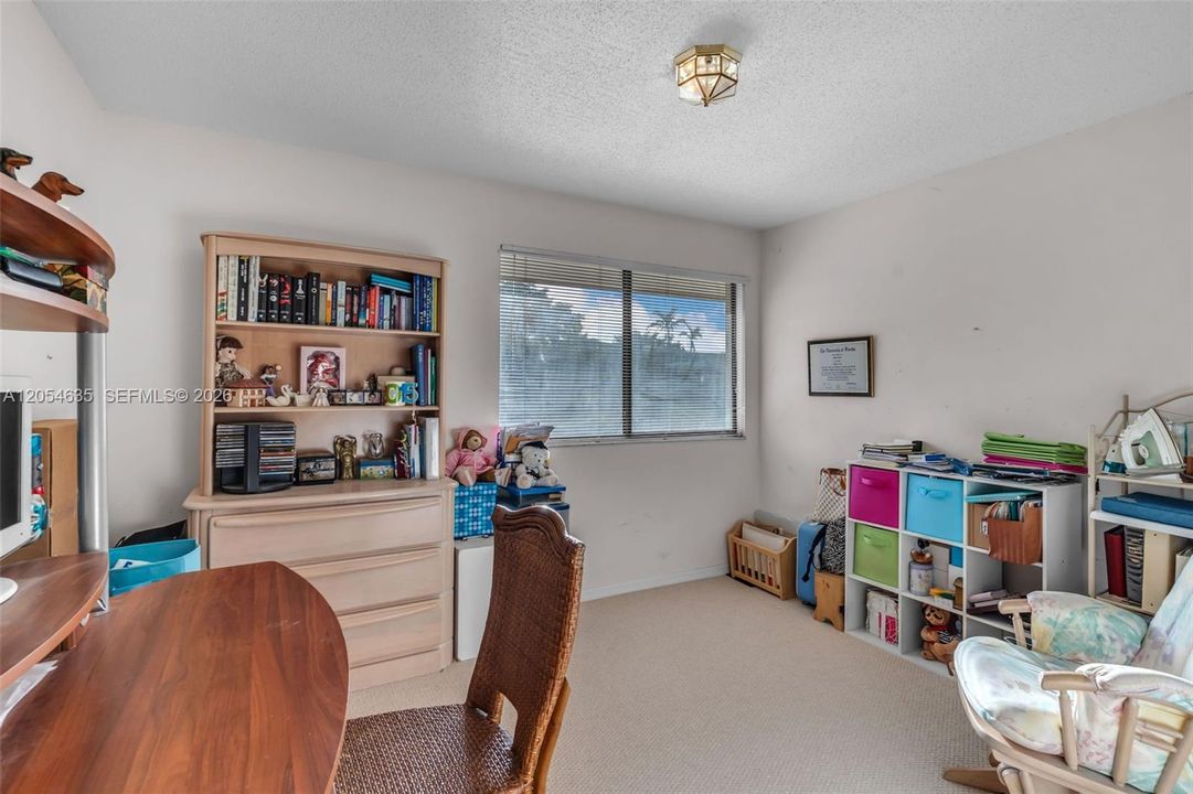 For Sale: $825,000 (4 beds, 2 baths, 2612 Square Feet)