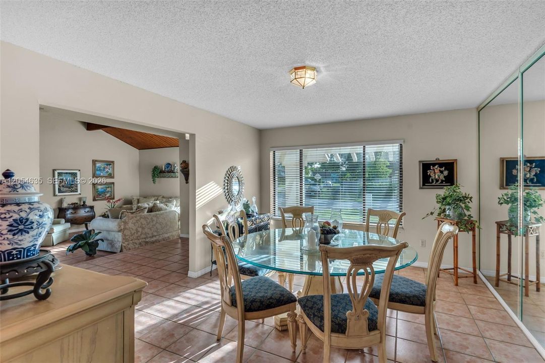 For Sale: $825,000 (4 beds, 2 baths, 2612 Square Feet)
