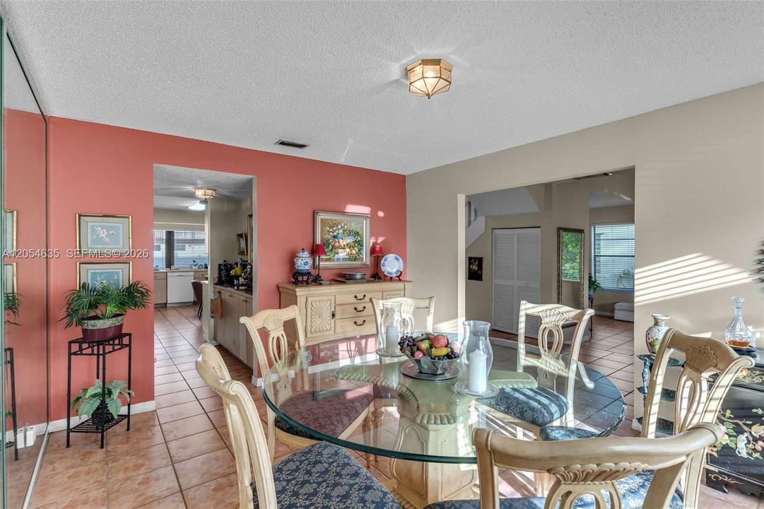 For Sale: $825,000 (4 beds, 2 baths, 2612 Square Feet)