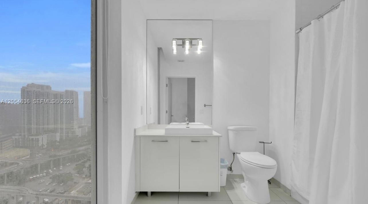 For Rent: $4,000 (2 beds, 2 baths, 791 Square Feet)