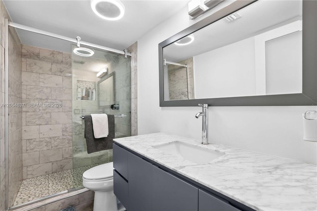 В аренду: $22,900 (5 спален, 5 ванн, 4022 Квадратных фут)