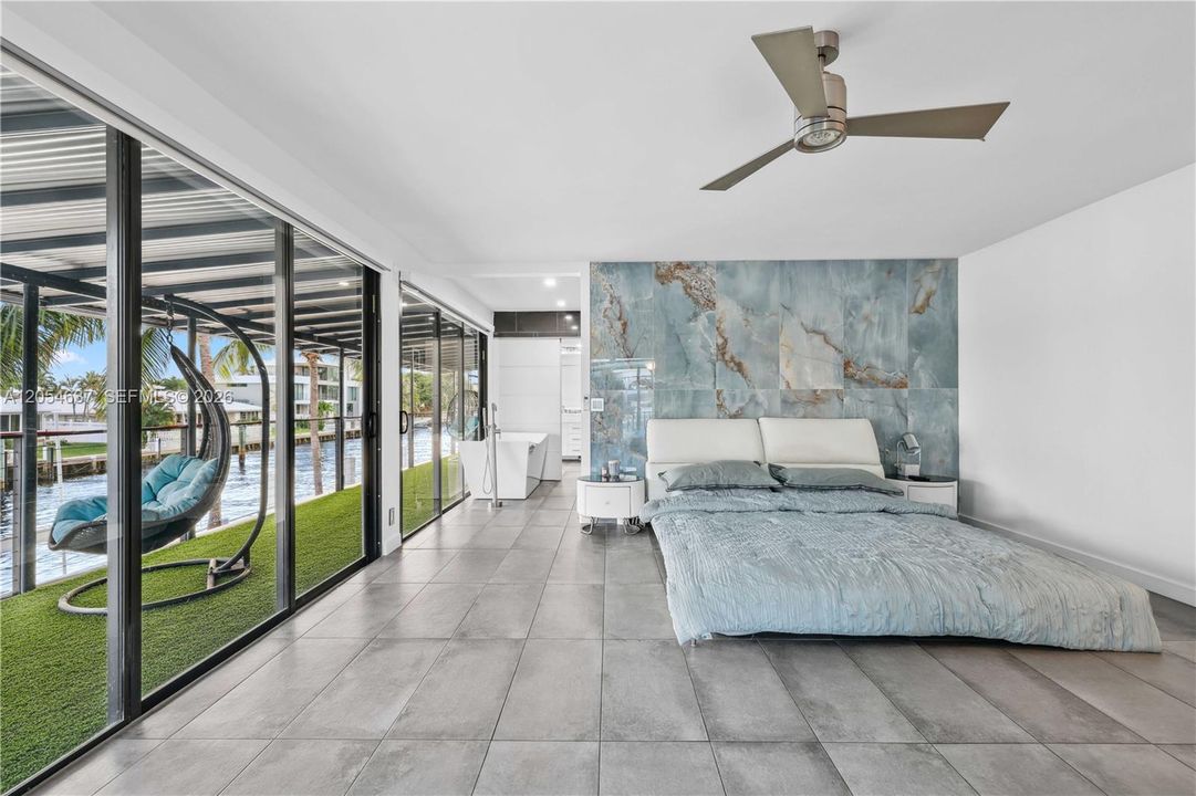 В аренду: $22,900 (5 спален, 5 ванн, 4022 Квадратных фут)