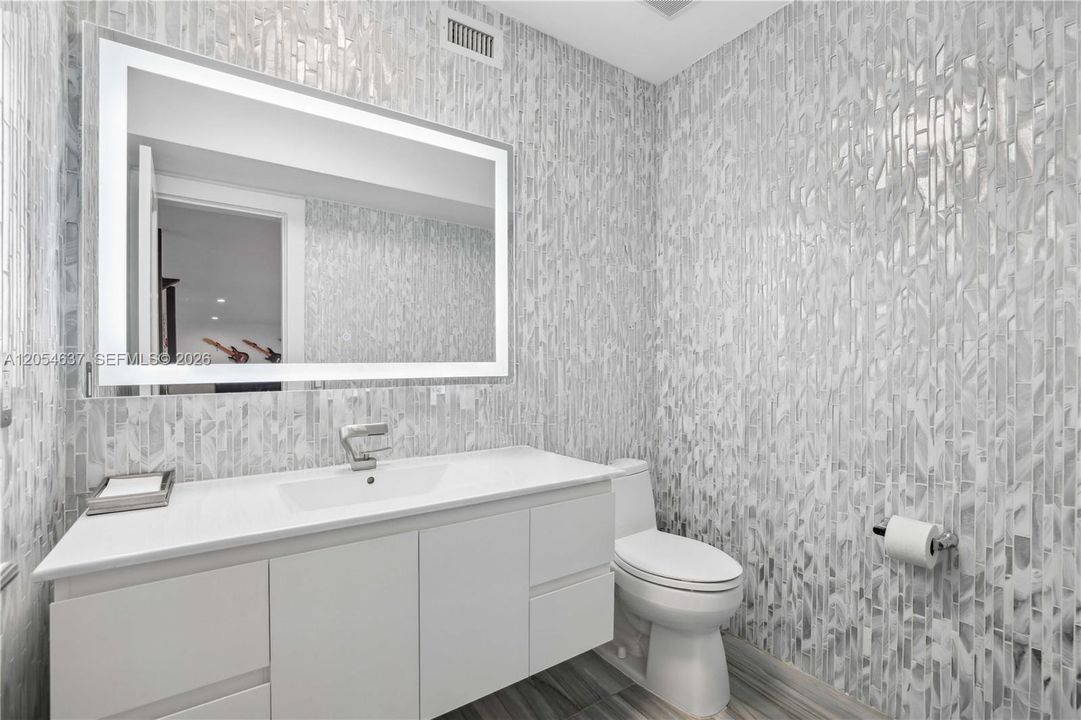 В аренду: $22,900 (5 спален, 5 ванн, 4022 Квадратных фут)